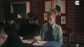 Elisa Echebarria Menendez, Jacqueline Bollen - Unseen (Invisible) s01e07 (2020) celebs nude boobs scene