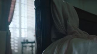 Julie De Bona, etc - Le Bazar de la charit s01e03e05 (2019)