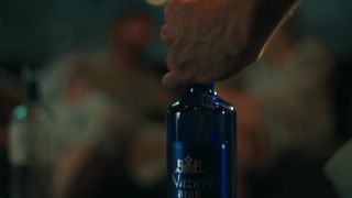 Kaley Cuoco - The Flight Attendant s01e01 (2020) celebrity boobs scene