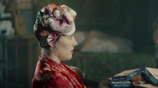 Nina Andronaki, Alyona Mikhailova - Za chas do rassveta s01e01 (2021) russian actress busty scene