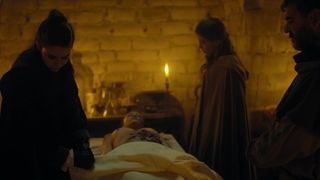 Marilou Aussilloux, Isabel Aime Gonzalez Sola - La Revolution s01e01e02e05 (2020) celebrity nude boobs scene