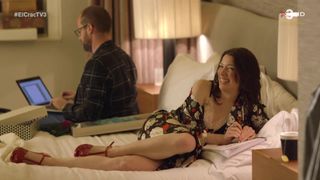 Diana Gomez - El crac s01e04 (2014) actress nude videos