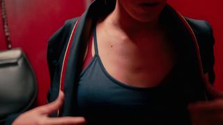 Niv Sultan - Tehran s01e01 (2020) actress booby video