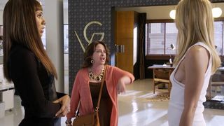 Leslie Bibb hot - Salem Rogers_s01e01 (2015)