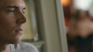 Valentina Pahde - SUNNY - Wer bist Du wirklich s01e13 (2020) actress A sexy scene