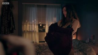 Synnove Karlsen, Lyndsey Craig - Clique s01e01-02 (2017) Hot scenes