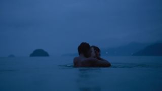 Julia Konrad, Jessica Cores - Invisible City s01e01e03 (2021) celebs naked boobs