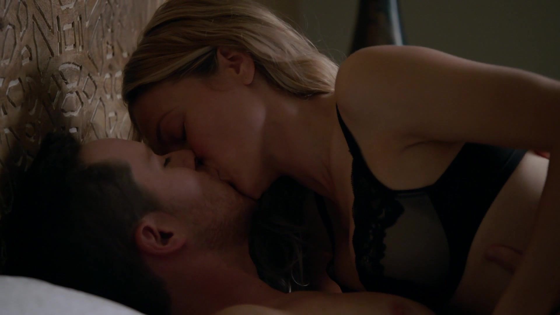 Tracy Spiridakos - Chicago P.D. s08e04 (2021) celebrity underwear sexy bedr...