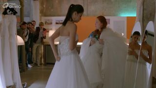 Catalina Denis nude - Josephine, ange gardien (2016) (Season 20, Episode 2)