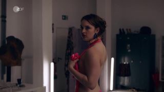 Marla Menn hot - Unter anderen Umstanden s01e17 (2020) striptease movie scenes