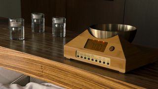 Sara Ryan sexy - Get Shorty (2017) (Season 1, Episode 10)