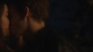 Sarah Chalke, Katherine Heigl, Ali Skovbye - Firefly Lane s01e01-08 (2021) celebrity booby video