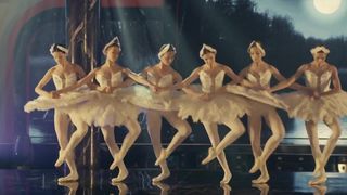 Izabela Chojnacka, Daria Chojnacka, Aleksandra Nowicka, Monika Ambroziak, and other - Petla s01e03-04 (2020) All sex and nude scenes