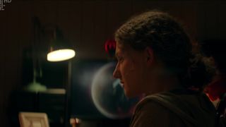 Simona Brown, Tallulah Haddon - Kiss Me First s01e02 (2018) celebrity hot scene