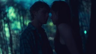 Wiktoria Filus - The Woods s01e01 (2020) Sexy actress