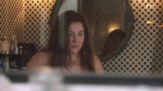 Marilou Berry - Je te promets s01e01 (2021) celebrity naked boobs