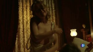 Esmeralda Moya nude - Victor Ros  (2016) (Season 2, Episode 1)