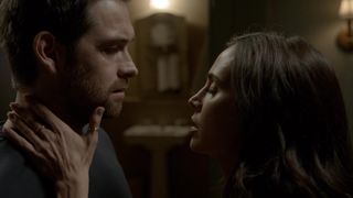 Eliza Dushku – Banshee s04e06 (2016) Naked actress