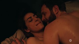 Zineb Triki - Le Bureau des Legendes s05e03 (2020) Naked sexy video