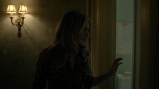 Amanda Dickson, Lily Rabe - Legion s02e04 (2018) Hot of staging scene