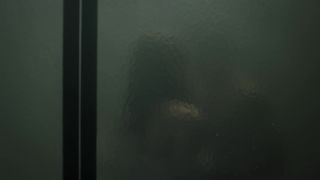 Amanda Dickson, Lily Rabe - Legion s02e04 (2018) Hot of staging scene