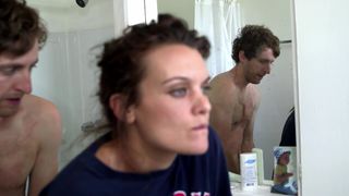 Frankie Shaw nude - SMILF s02e00 (2018)