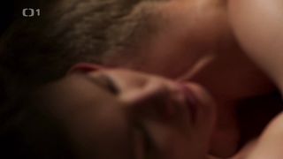 Eva Hacurova - - Jak si nepodelat zivot s01e01 (2019) Censorship nude scene