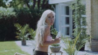 Josephine Park nude - Doggystyle s02e02 (2019)
