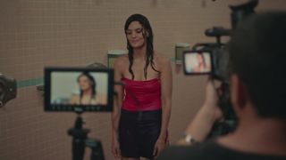 Frankie Shaw, Samara Weaving - SMILF s01e03 (2017) Naked actress in a TV movie scene