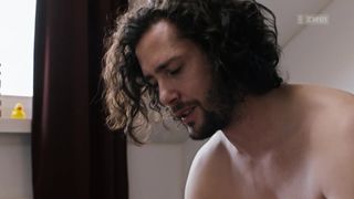 Vera Bommer - Seitentriebe s01e02 (2018) Nude sexy videos