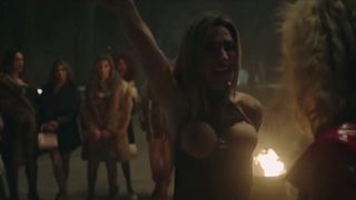 Daniela Santiago, Jedet, Sophia Lamar, Lara Martorell - Veneno s01e04 (2020) actress hot scene