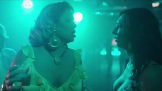 Daniela Santiago, Jedet, Sophia Lamar, Lara Martorell - Veneno s01e04 (2020) actress hot scene