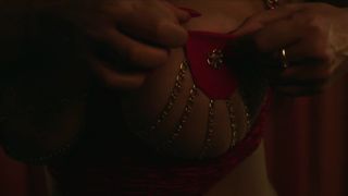 Daniela Santiago, Jedet, Sophia Lamar, Lara Martorell - Veneno s01e04 (2020) actress hot scene