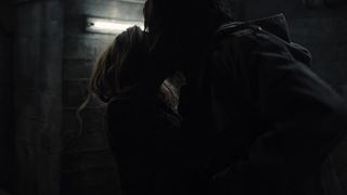 Gina Alice Stiebitz - Dark s03e01 (2020) Naked 1080p_1