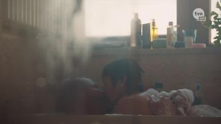 Gabriela Muskala, Karolina Gruszka, Aleksandra Adamska - Krolestwo kobiet s01e01-02 (2020) actress hot video scene