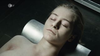 Helena Siegmund-Schultze nackt - Der Kriminalist (2017) (Season12,Episode4)