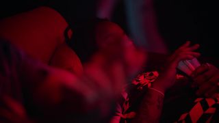 Lawnyae Marie nude - Easy s03e07 (2019)