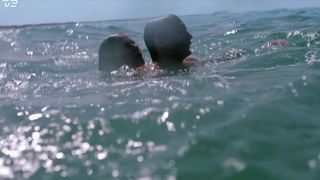 Laura Kajer nude - Badehotellet s06e01 (2019)