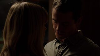 Emma_Greenwell_-_The_Path_s01e01 (2016)