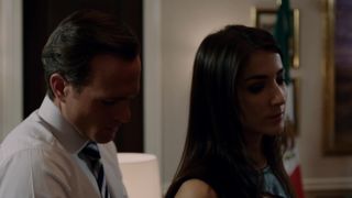 Erendira Ibarra - Ingobernable s01e04 (2017) Naked movie scene