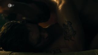 Sabrina Reiter nude - Spuren des Bosen s01e08 (2019)