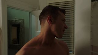 Jennifer Love Hewitt nude - 9-1-1 (2018)  (Season 2, Episode 1)