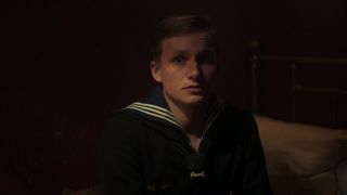 Karolina Krezlova, Fleur Geffrier nude - Das Boot s01e01 (2018)