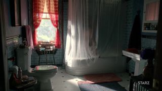 Mishel Prada, Maria-Elena Laas nude - Vida s02e02 (2019)