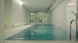 Darya Moroz nude - Soderzhanki s01e08 (2019)