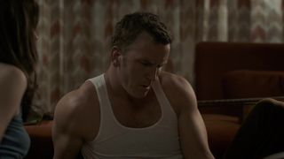 Kaley_Ronayne__Jodi_Balfour_-_Quarry_s01e06 (2016)