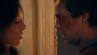 Lucy Lawless, Jaime Murray - Spartacus. Gods of the Arena s01e02 (2011)