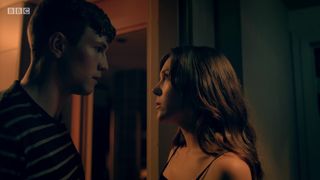 Synnove Karlsen nude - Clique s02e03 (2018)