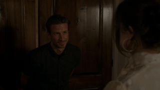 Elizabeth Gillies - Dynasty s02e21 (2018) Nude movie scene