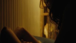 Naomi Watts, Sophie Cookson - Gypsy s01e07 (2017) Naked actress in a sexy video